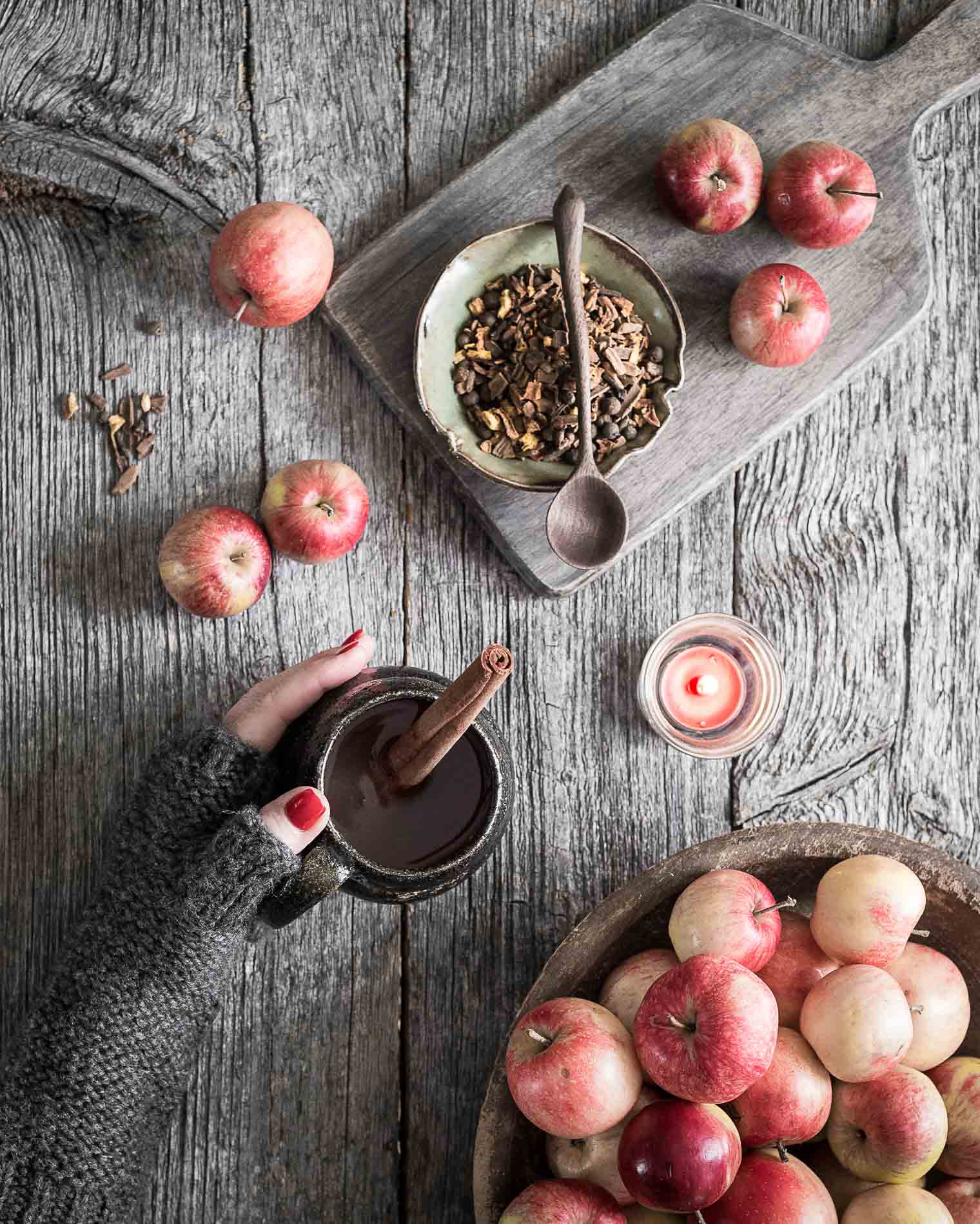 Homemade apple cider is so easy to make, I’m shocked I haven’t tried it before! But I suppose the only time I'd think about making apple cider is when I have so many apples I don't know what to do with them—which is what happened this year. Keeping With the Times